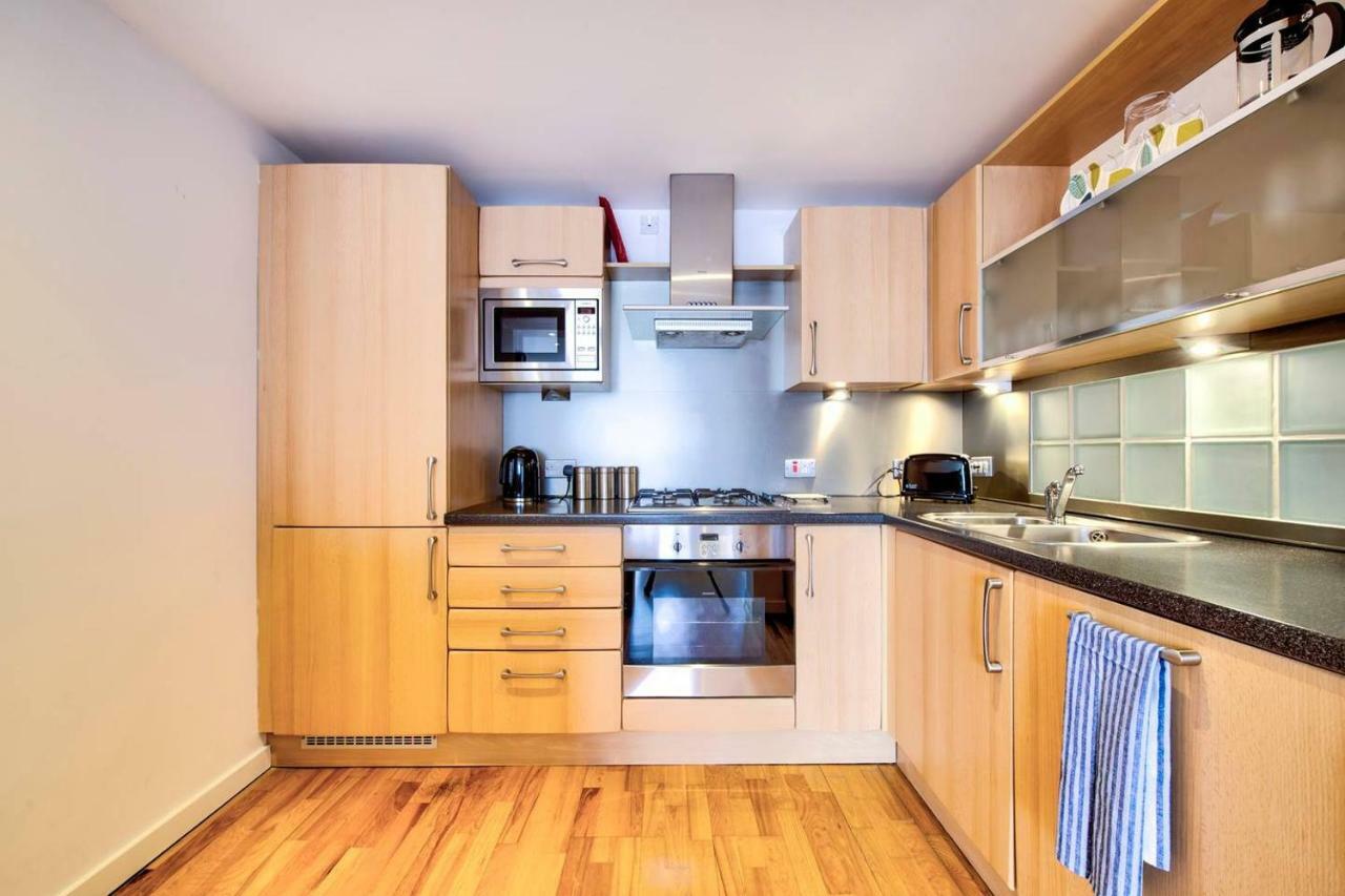 Altido Alluring 3Br Apt Near The Centre With Parking Edimburgo Exterior foto